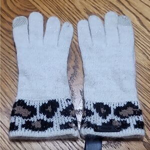 Coach Ocelot Touchscreen Gloves Chalk Angora Blend F86082
